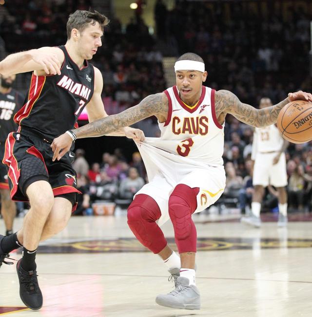 郑钦文，宣布好消息！长期合作教练正式回归团队北京晚报.