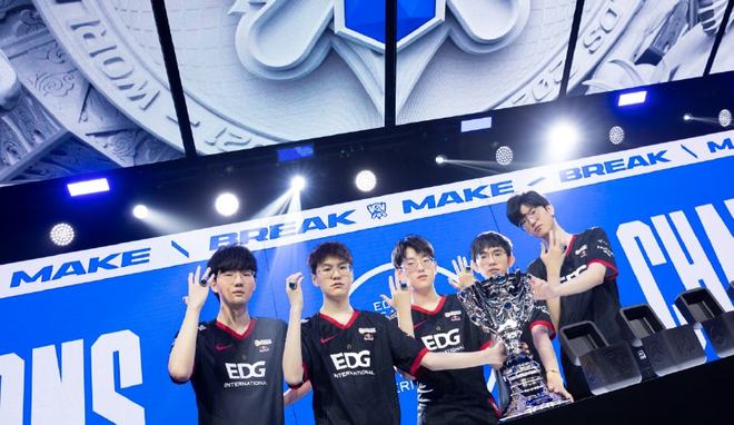 东契奇38+10+10，湖人完败马刺！詹姆斯缺战，文班亚马16+14+4帽末节暴走