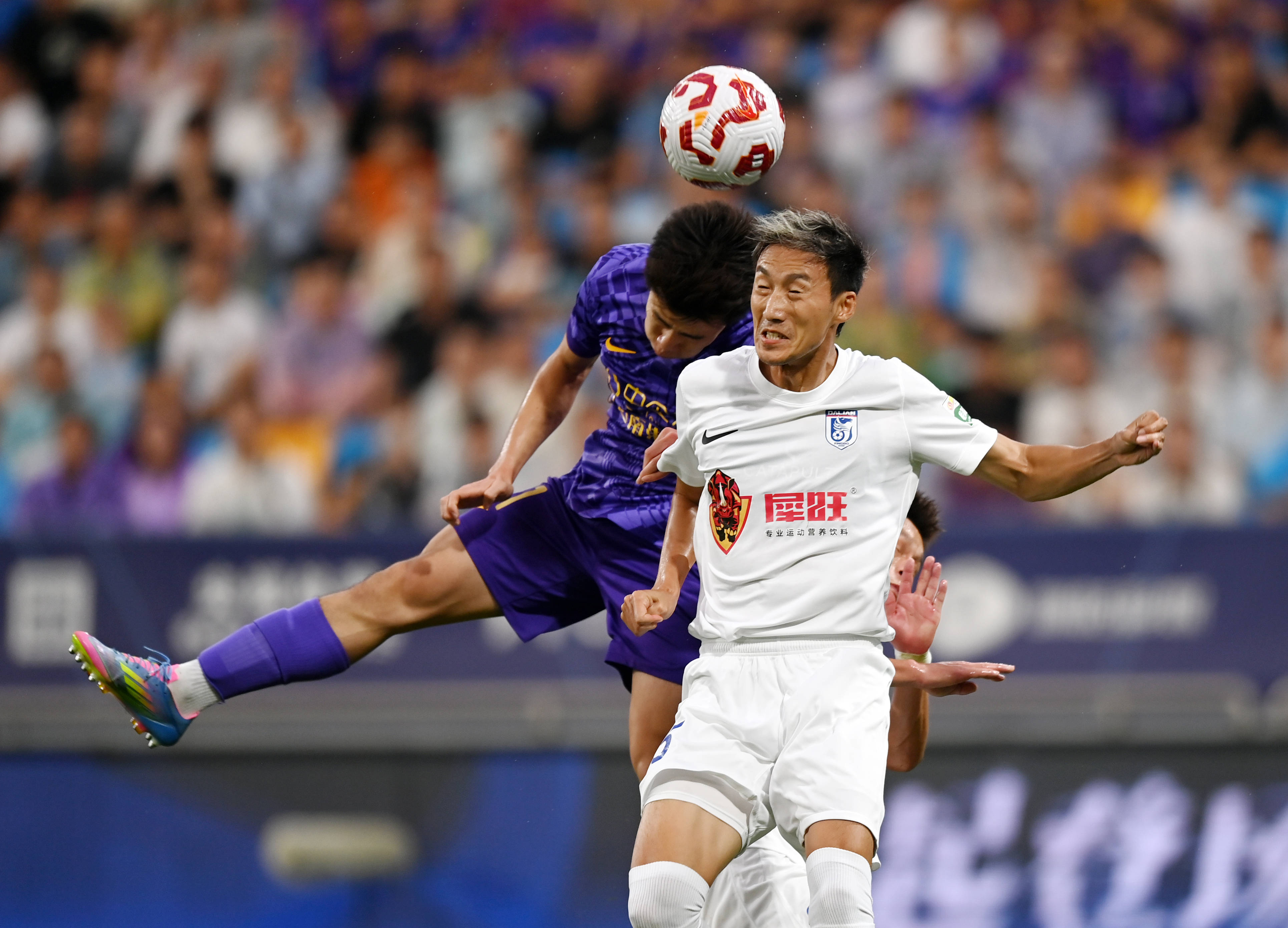 英超一日两度上演绝平局面